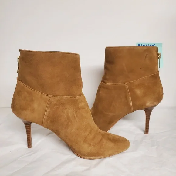 NIB Audrey Brook tan suede Kimberly low heel bootie fall autumn caramel 9.5 nude - Picture 7 of 8